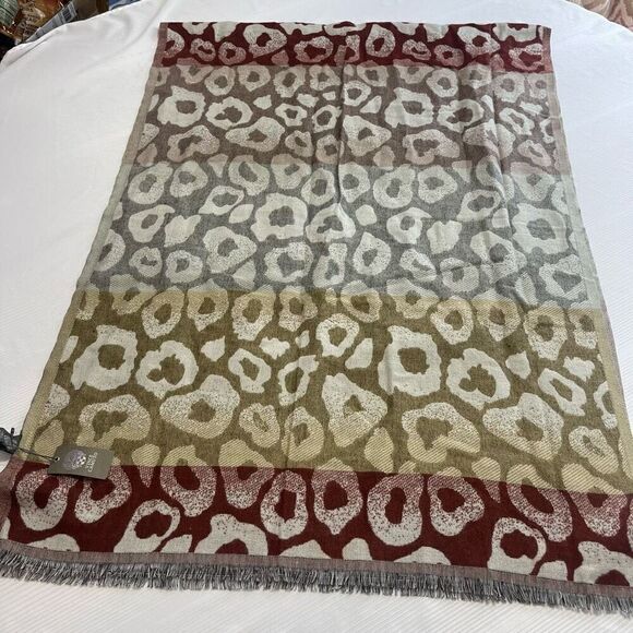 NWT Vince Camuto Leopard Scarf New - Picture 1 of 8